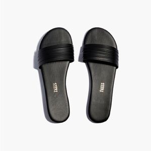 Tkees Austyn Sable Black - Great Condition / Barely Worn - Sz 8 / 39